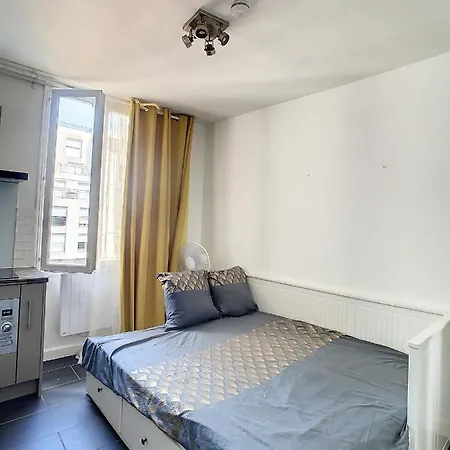Apartment Studio Juan Les Pins, Plages, Gare, Centre Ville 2pers Wifi *